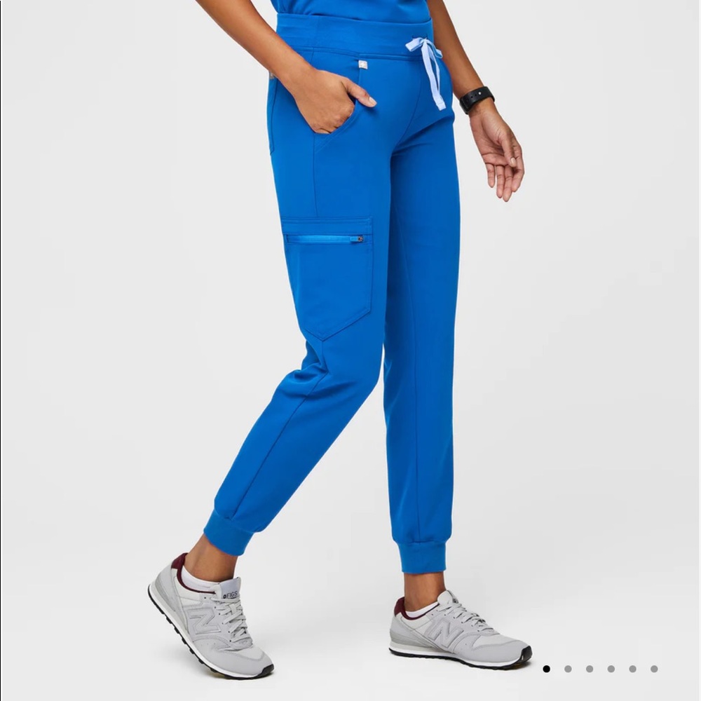 Figs women's Royal Blue Zamora™ - Petite Jogger Scrub Pants